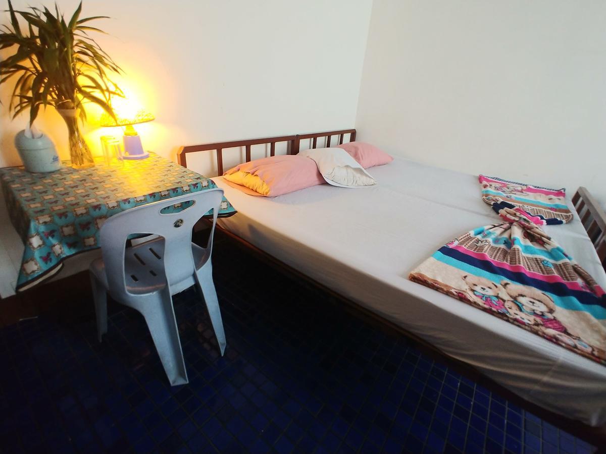 Prasuri Guest House Bangkok Eksteriør billede