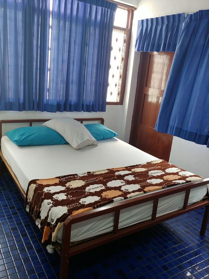 Prasuri Guest House Bangkok Eksteriør billede