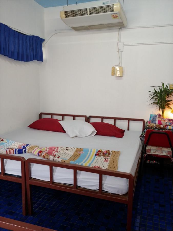 Prasuri Guest House Bangkok Eksteriør billede