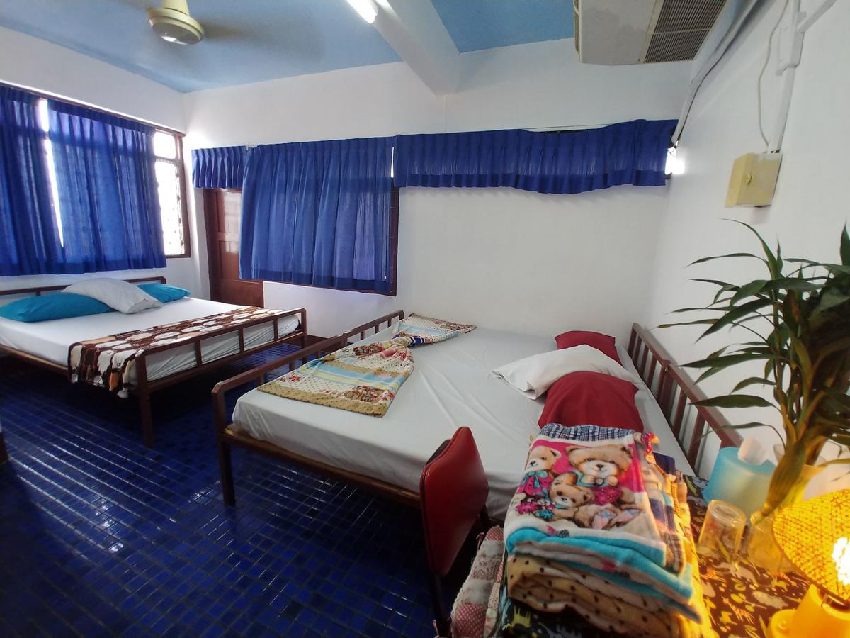 Prasuri Guest House Bangkok Eksteriør billede